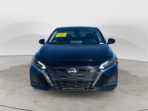 Used 2024 Nissan Altima 2.5 SL image 8