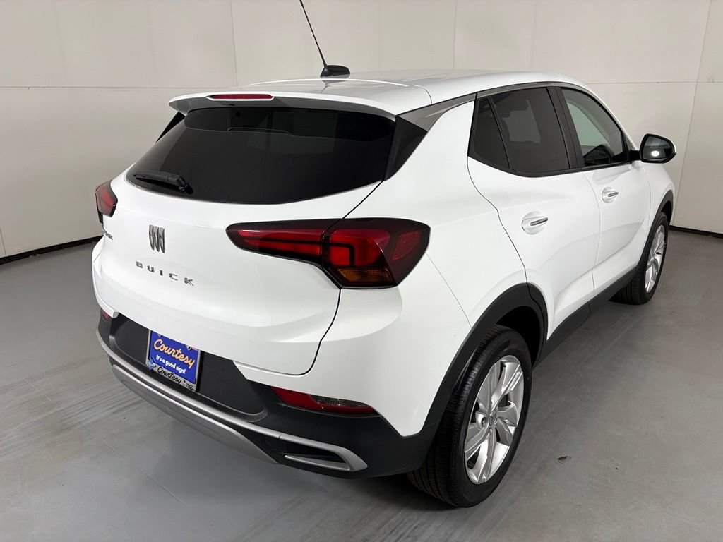 Used 2024 Buick Encore GX Preferred w/ Comfort Package FWD image 10