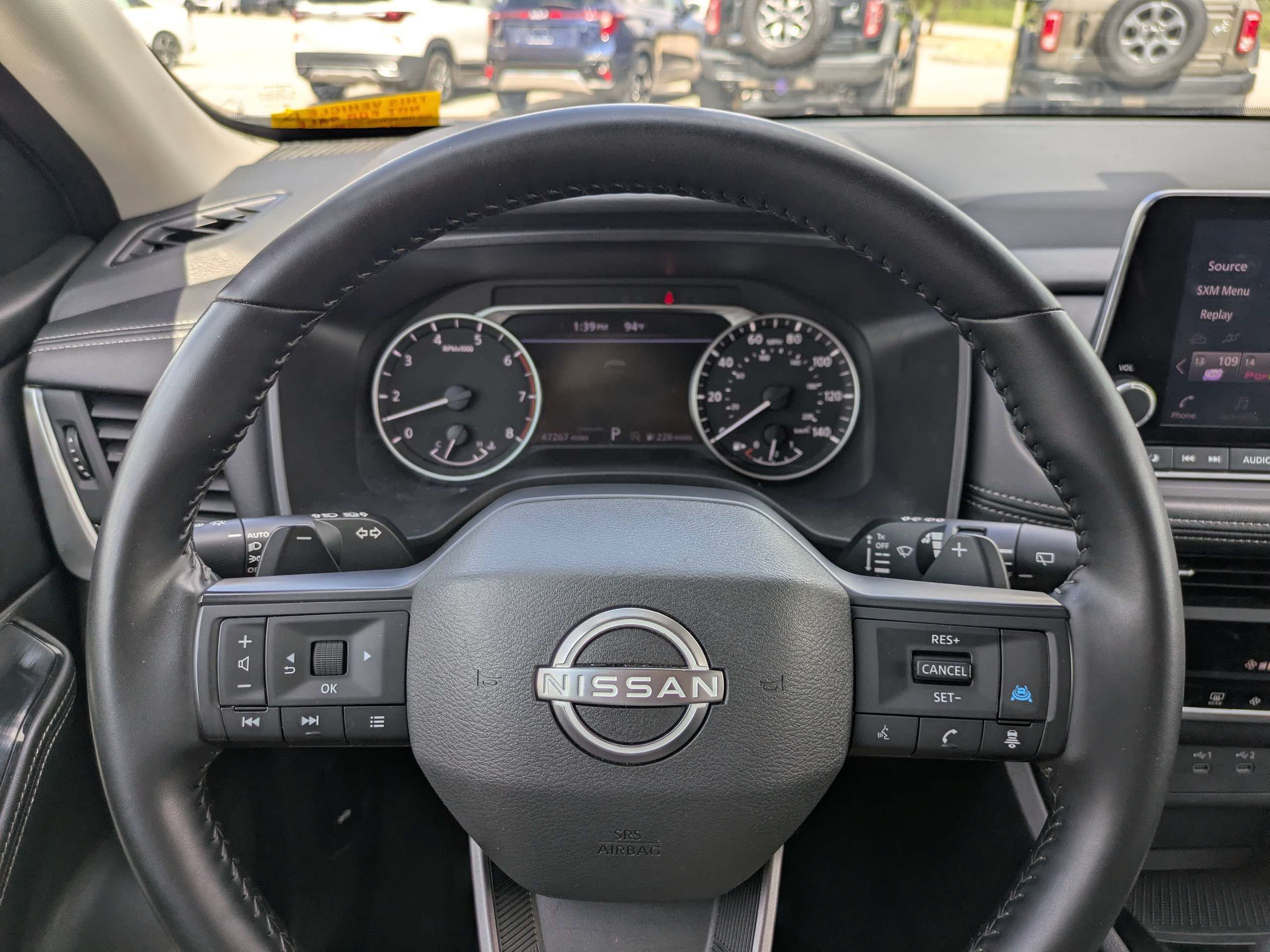 Used 2025 Nissan Rogue SV FWD image 28