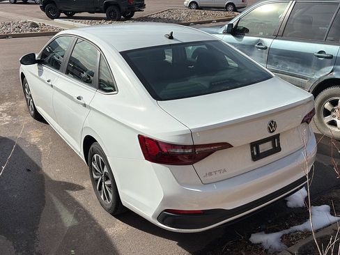 Used 2023 Volkswagen Jetta S image 3