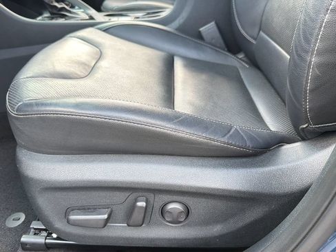 Used 2019 Kia Niro Touring FWD image 19