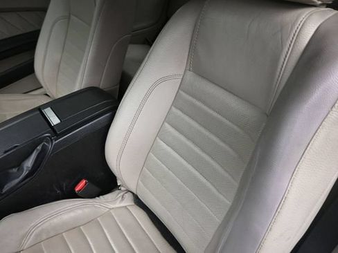 Used 2011 Ford Mustang Premium w/ 201A Rapid Spec Order Code RWD image 17
