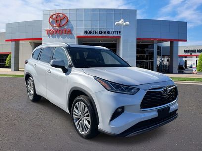 Used 2023 Toyota Highlander Platinum