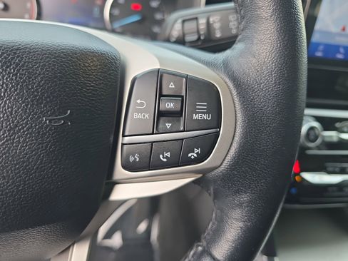 Used 2022 Ford Explorer Limited w/ Equipment Group 301A image 26