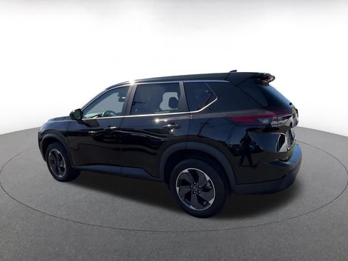 Used 2025 Nissan Rogue SV FWD image 10