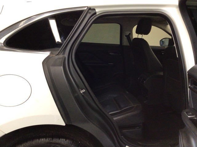 Used 2020 Jaguar F-PACE Prestige AWD/4WD image 7
