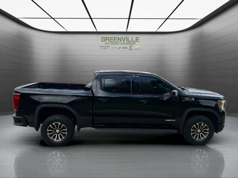 Used 2021 GMC Sierra 1500 AT4 w/ AT4 Value Package AWD/4WD image 4