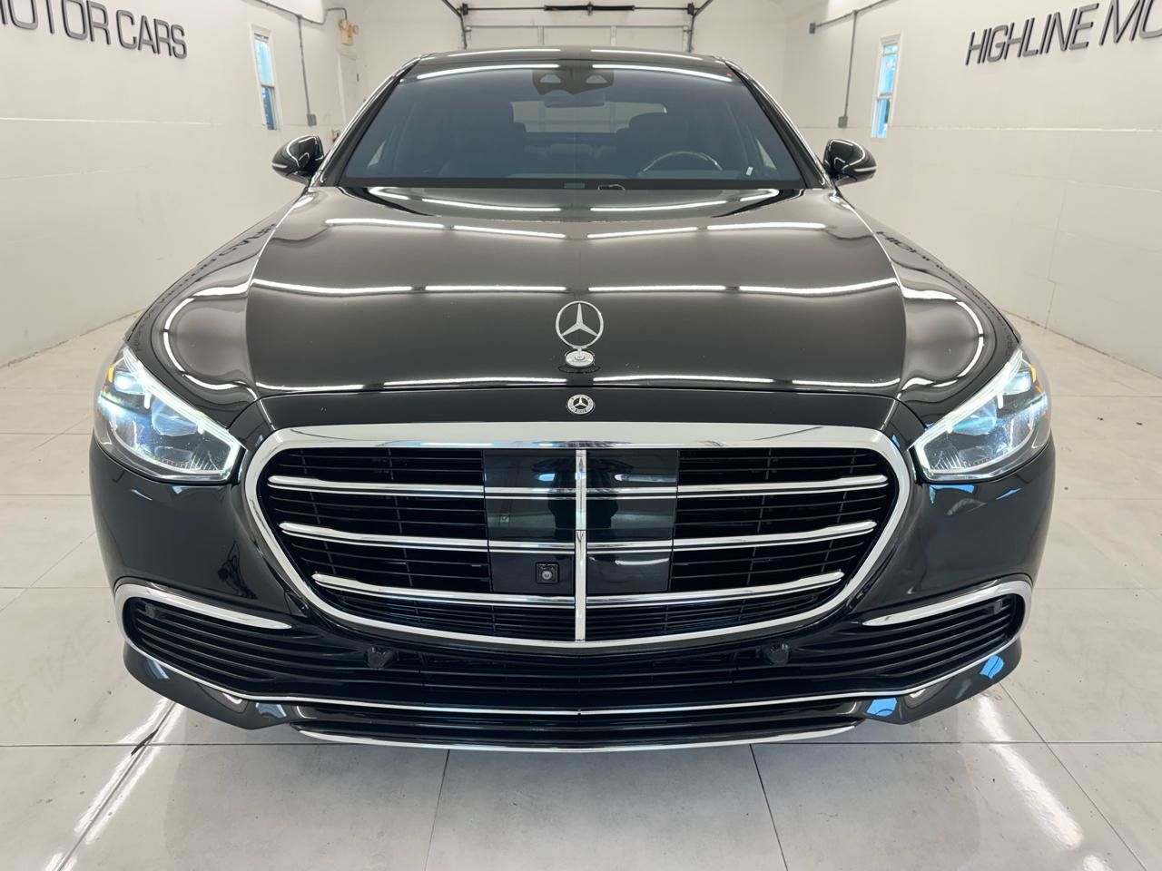 Used 2023 Mercedes-Benz S 500 4MATIC image 2