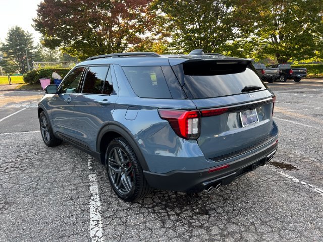 Used 2026 Ford Explorer ST w/ Sun And Sound Package AWD/4WD image 7