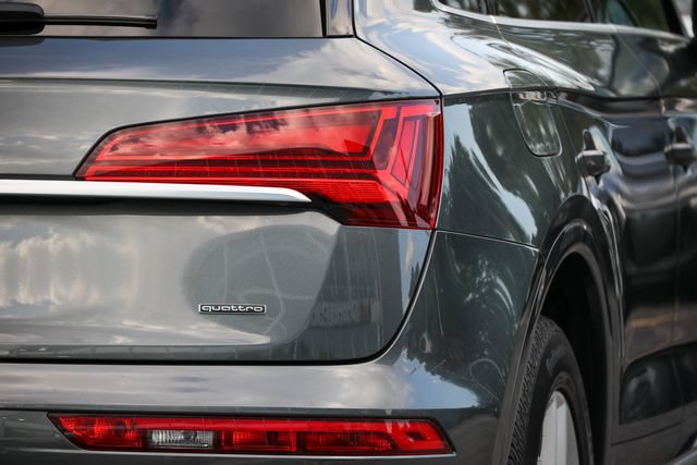 Certified 2023 Audi Q5 2.0T Premium w/ Convenience Package AWD/4WD image 19