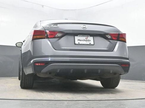 Used 2020 Nissan Altima 2.5 S FWD image 34