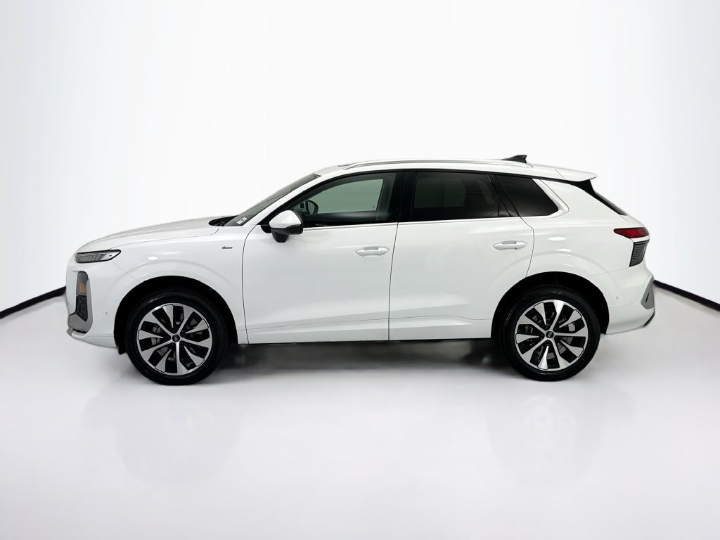 Used 2026 Audi Q3 quattro 2.0T AWD/4WD image 9