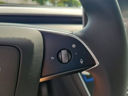 Used 2026 Tesla Model Y AWD image 24