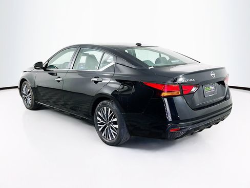 Used 2025 Nissan Altima 2.5 SV image 5