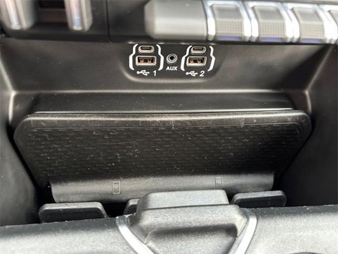 Used 2020 RAM 3500 Laramie image 25