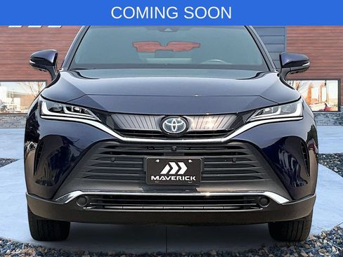 Used 2021 Toyota Venza Limited AWD/4WD image 2