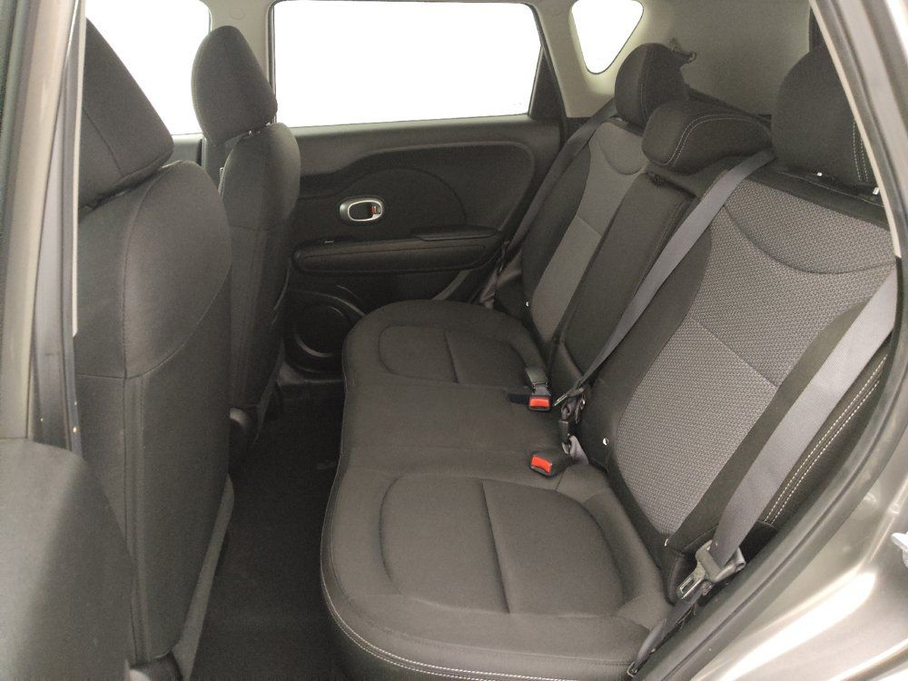 Used 2019 Kia Soul + FWD image 18