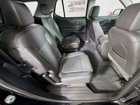 Used 2021 Chevrolet Traverse Premier w/ Redline Edition AWD/4WD image 33