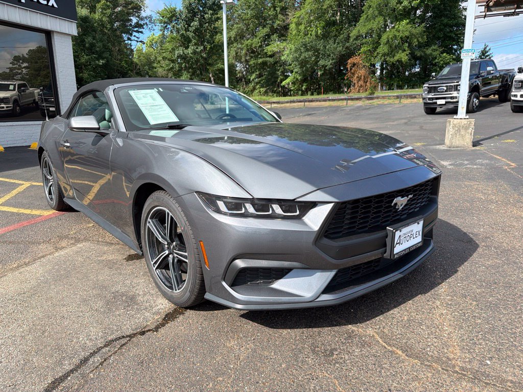 Used 2024 Ford Mustang Premium RWD image 4