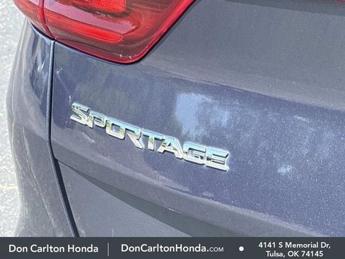Used 2022 Kia Sportage LX FWD image 6