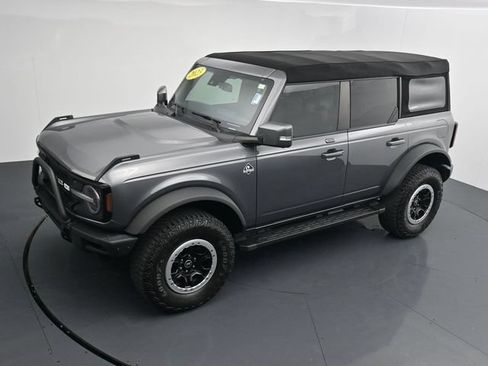 Certified 2023 Ford Bronco Outer Banks w/ Sasquatch Package AWD/4WD image 21
