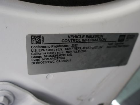 Used 2022 Chevrolet Silverado 2500 LT w/ Z71 Sport Edition image 21