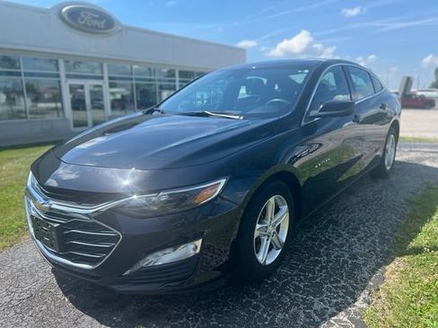 Used 2023 Chevrolet Malibu LT FWD image 4