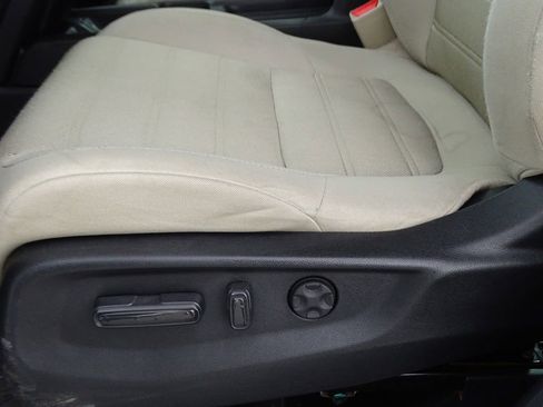 Used 2017 Honda CR-V EX image 18