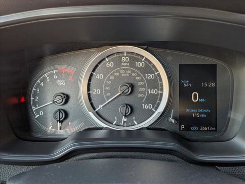 Used 2022 Toyota Corolla LE image 11