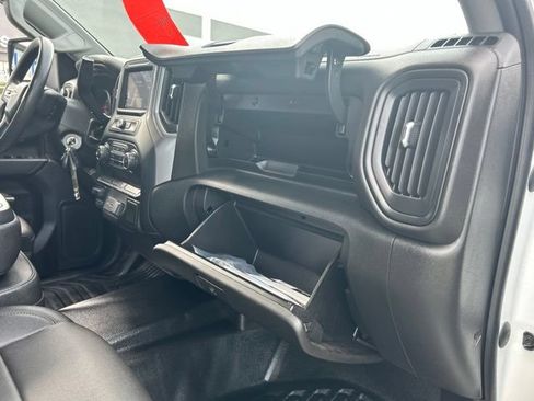 Used 2021 Chevrolet Silverado 2500 W/T w/ WT Convenience Package AWD/4WD image 12