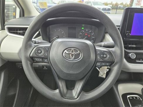 Used 2024 Toyota Corolla LE image 23