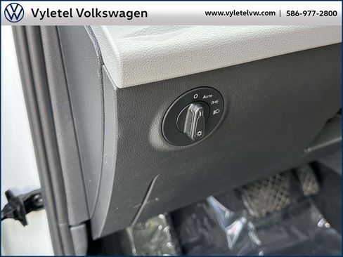 Certified 2022 Volkswagen Taos S w/ IQ Drive S Package image 18