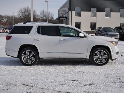 Used 2017 GMC Acadia Denali w/ Technology Package image 10