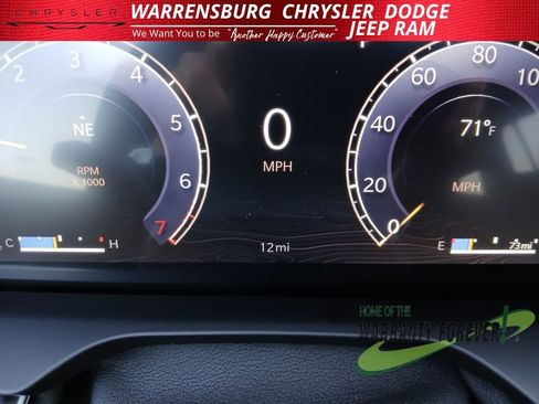 New 2025 Jeep Grand Cherokee L Limited w/ Luxury Tech Group II image 16