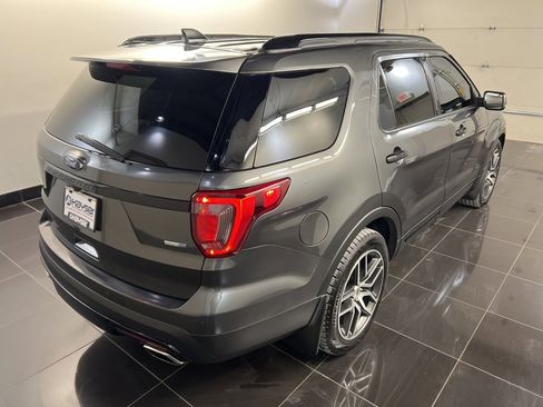 Used 2017 Ford Explorer Sport w/ Equipment Group 401A image 6