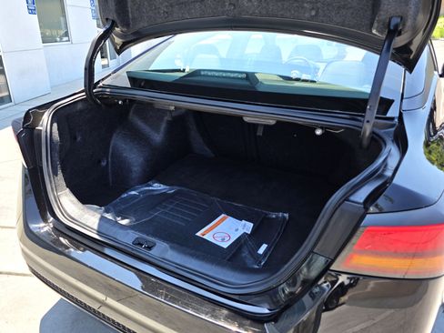 Used 2024 Nissan Altima 2.5 SV image 20