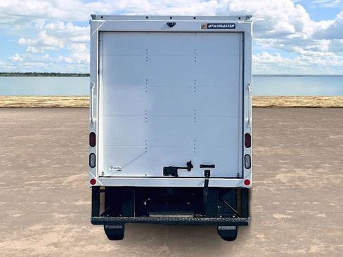 New 2025 GMC Savana 3500 w/ Power Convenience Package image 3