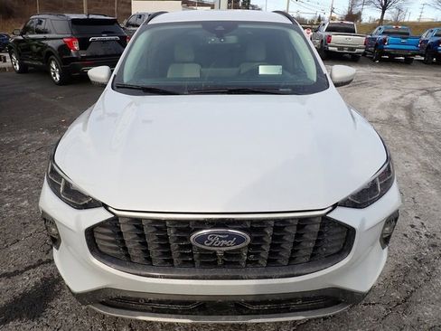 Used 2025 Ford Escape Platinum w/ Premium Technology Package image 11