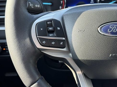 Used 2023 Ford Explorer XLT w/ Equipment Group 202A AWD/4WD image 10
