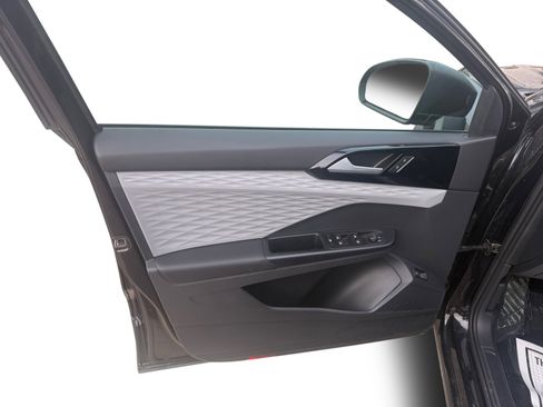 Used 2023 Volkswagen Taos S w/ Driver Assistance Package image 20