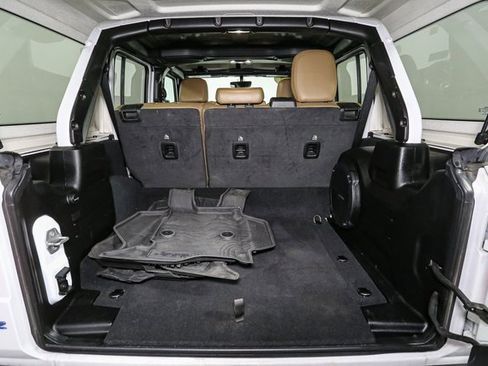 Used 2022 Jeep Wrangler Unlimited Sahara w/ Cold Weather Group image 12