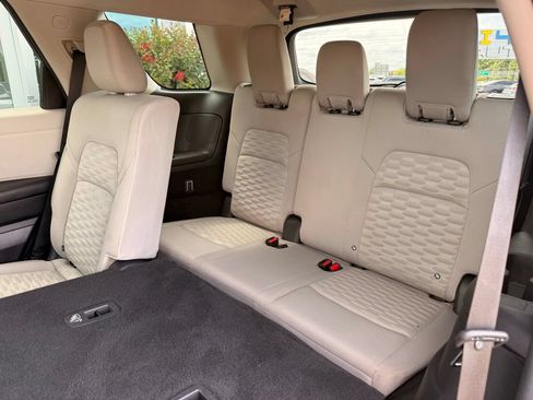 Used 2022 Nissan Pathfinder SV w/ Cargo Package AWD/4WD image 22