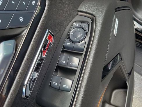 Used 2024 GMC Sierra 1500 AT4 w/ Technology Package AWD/4WD image 25