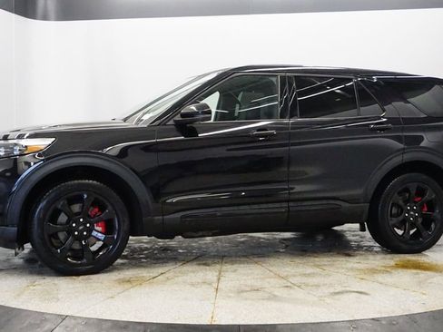 Used 2022 Ford Explorer ST w/ Equipment Group 401A image 2