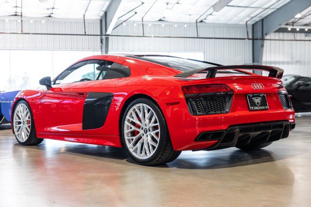 Used 2017 Audi R8 V10 plus AWD/4WD image 4