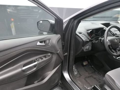 Used 2018 Ford Escape SE AWD/4WD image 16