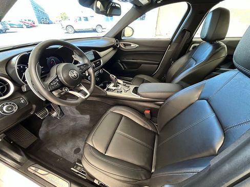 New 2025 Alfa Romeo Giulia image 27