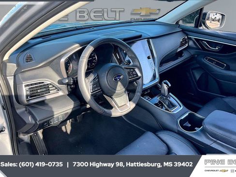 Used 2023 Subaru Outback Touring AWD/4WD image 12