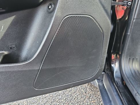 Used 2017 Jeep Cherokee Trailhawk image 11