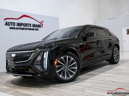 Used 2024 Cadillac Lyriq Sport RWD image 83